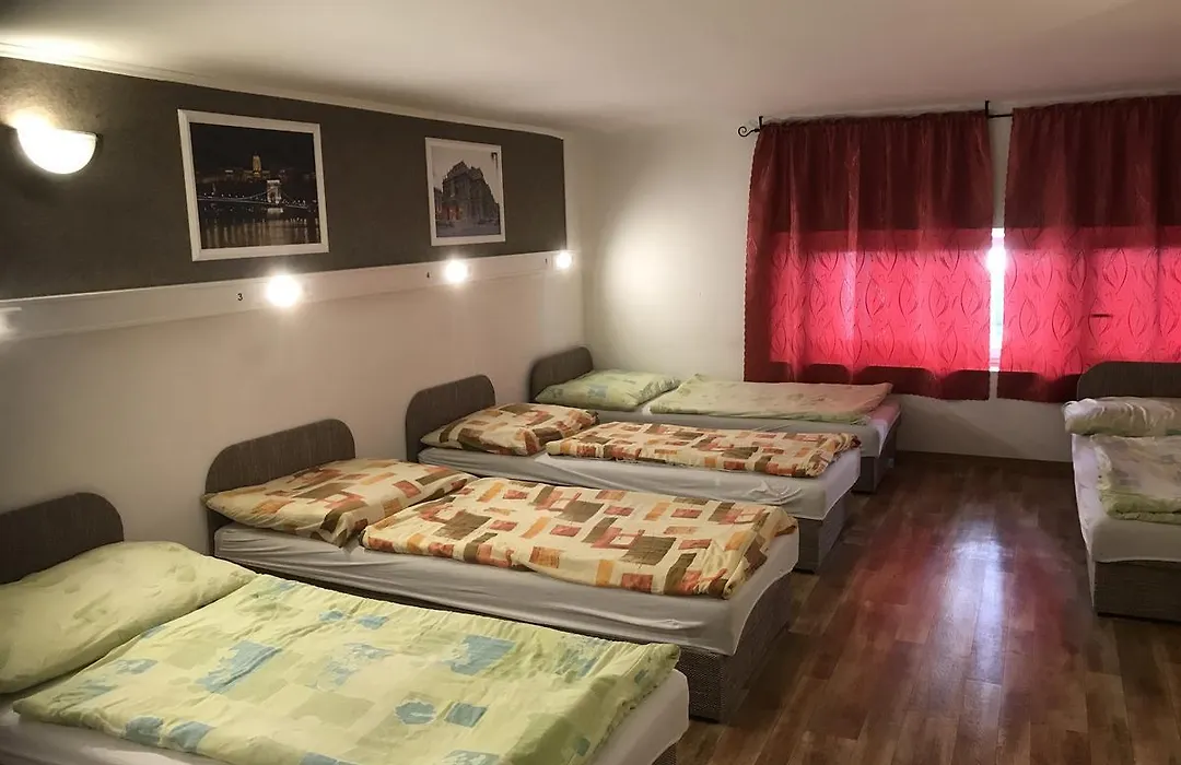 Opera Hostel Budapest-1